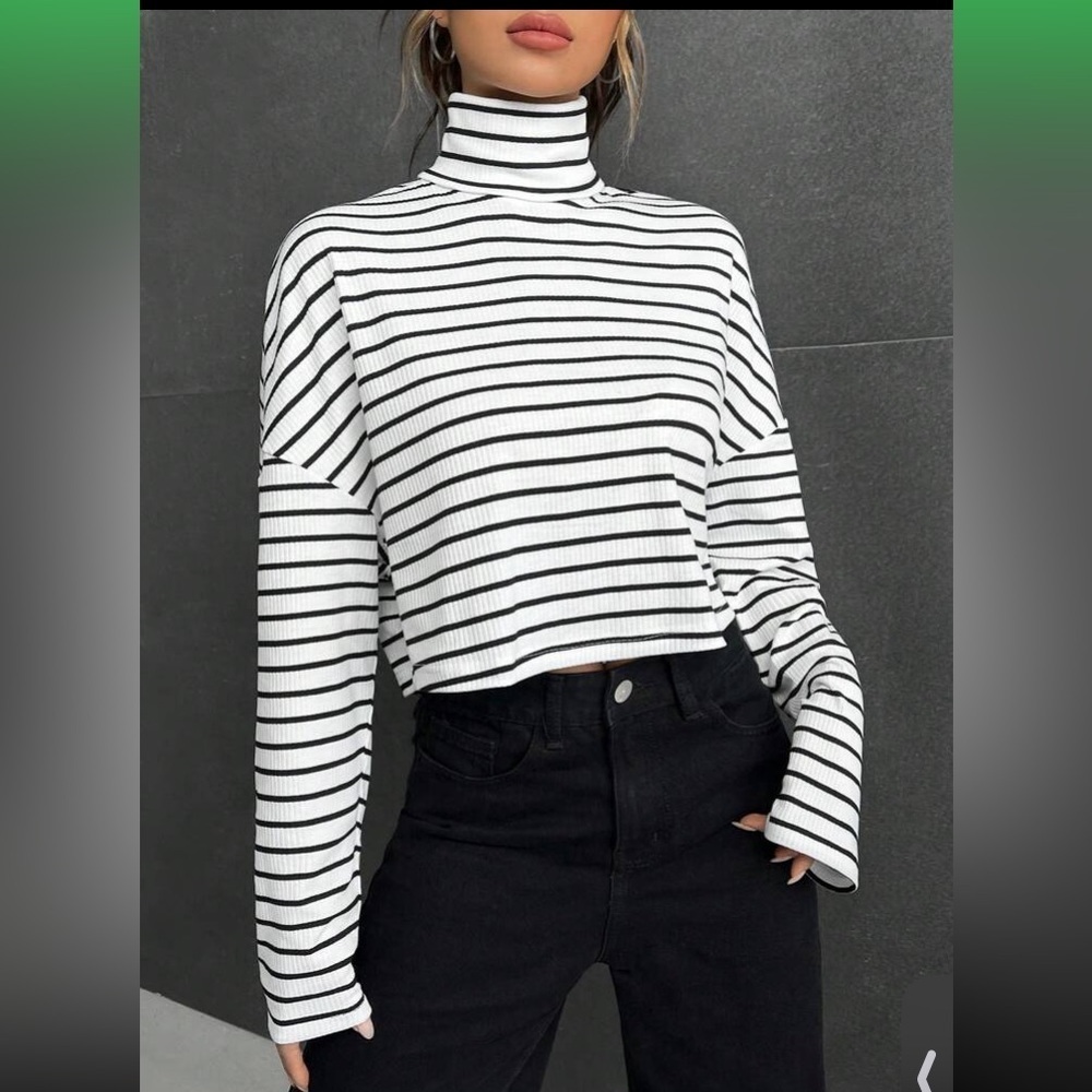 SHEIN EZwear Striped Print High Neck Drop Shoulder Tee size M NWT